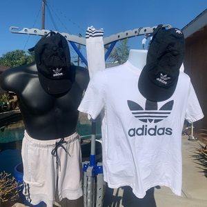 Adidas Bundle: shorts Tan/Black, tall socks, Tshirt & Blk/Whi snap back (2)